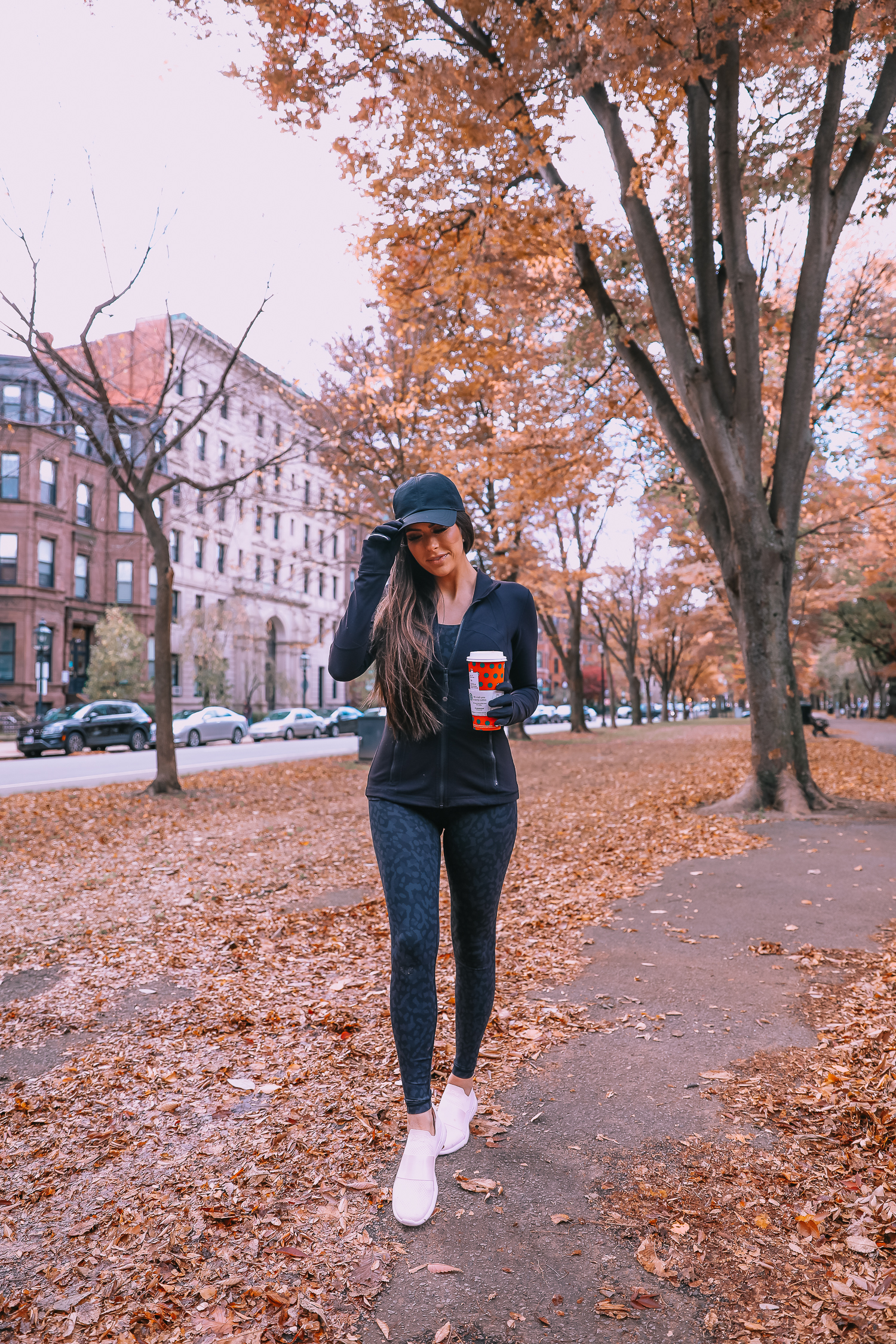 Sporty Chic: Leopard Print Leggings with Athletic Jacket Sporty Chic: Leopard Print Leggings with Athletic Jacket β Winter Outfits with Leggings