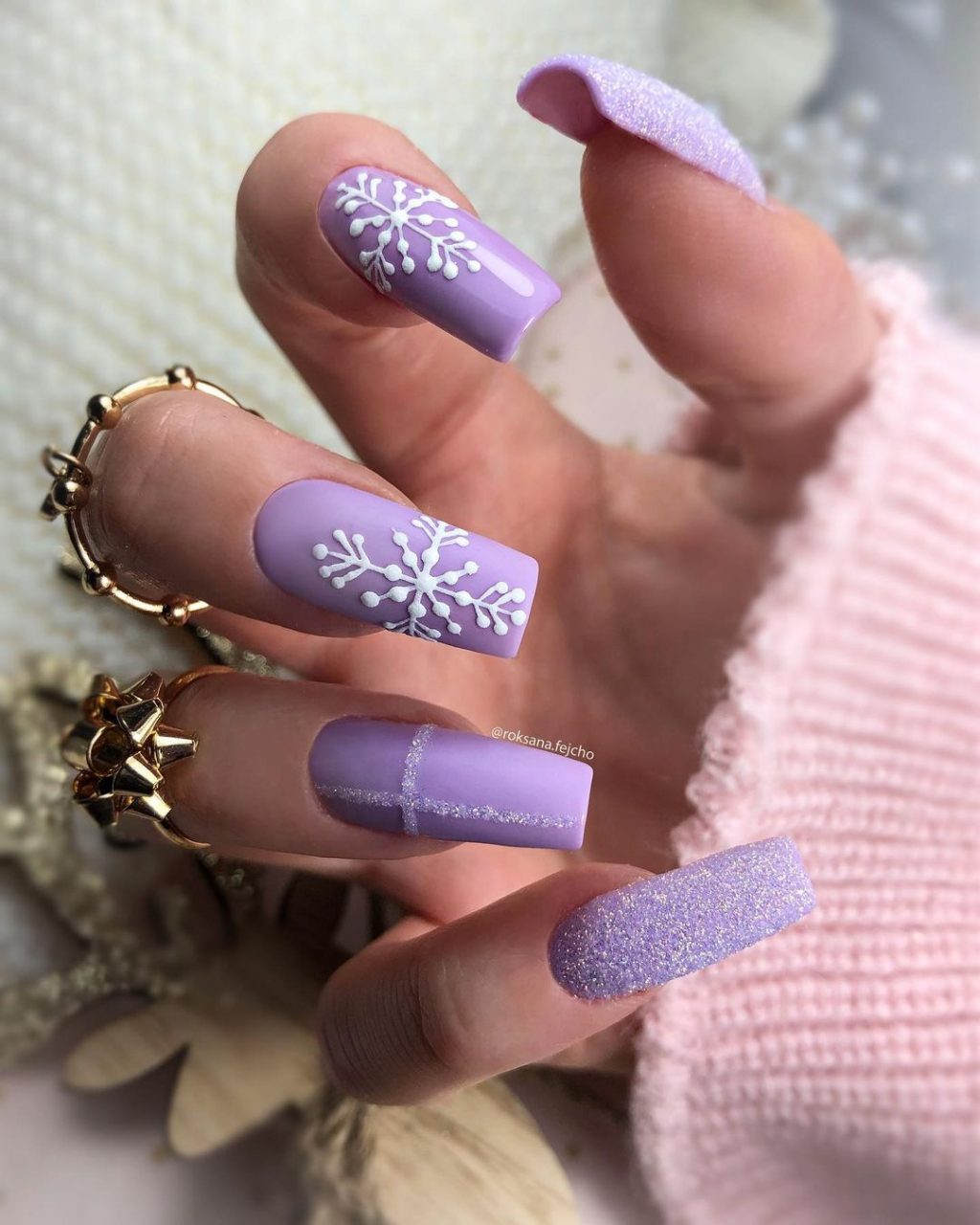 Light Purple with Snowflakes and Glitter Light Purple with Snowflakes and Glitter β Winter Purple Nails