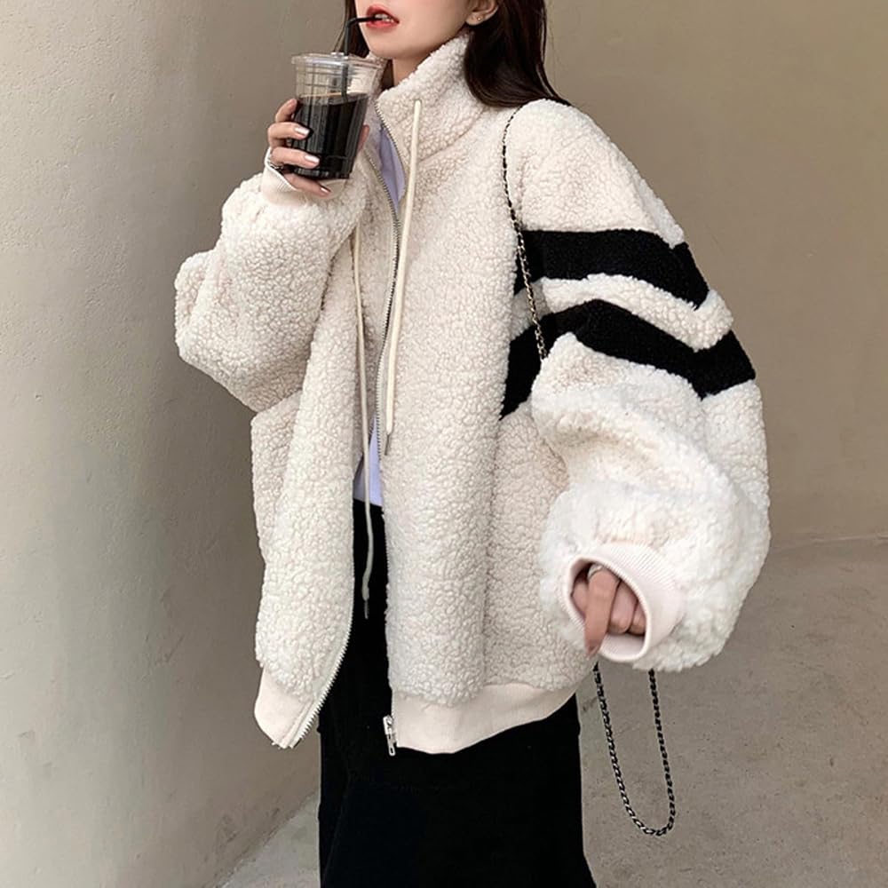 Cozy Texture: Cream Teddy Fleece Jacket Cozy Texture: Cream Teddy Fleece Jacket β Korean Winter Outfits