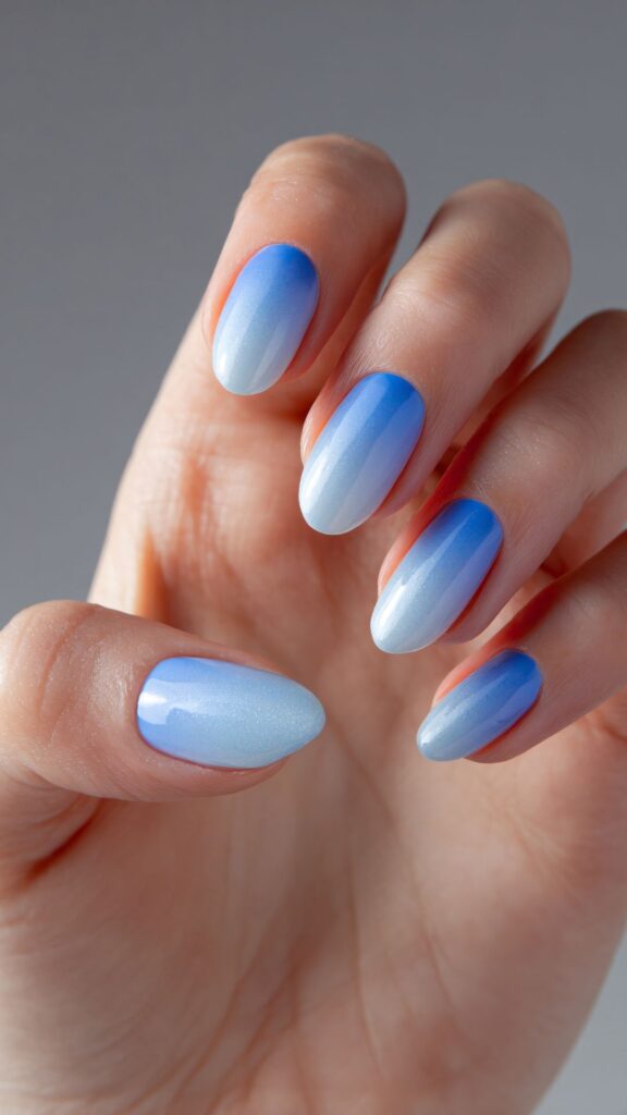 Deep to Light Blue Shimmer Gradient Nails Deep to Light Blue Shimmer Gradient Nails β Icy Blue Nails
