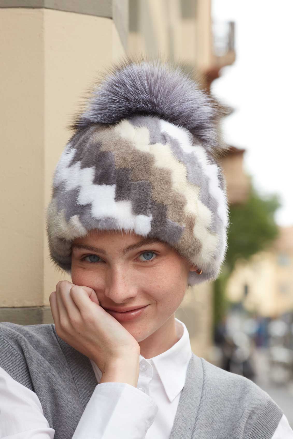 Camouflage Fur Hat with Grey Cardigan — Fur Hat Outfits