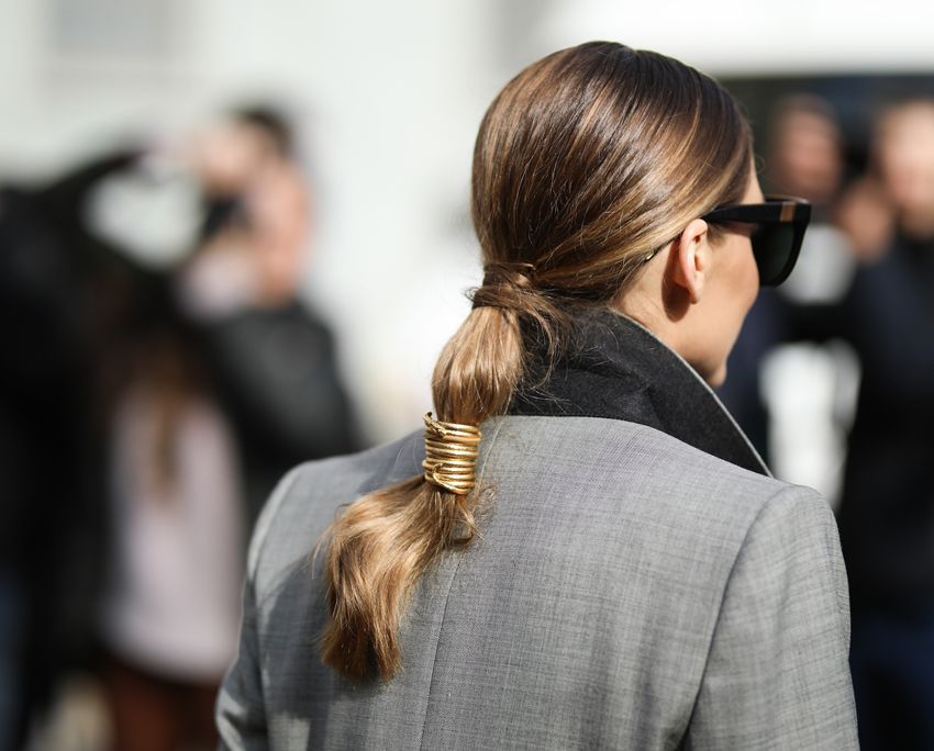 Shoulder Visual Idea Shoulder Visual Idea β Easy Winter Hairstyles
