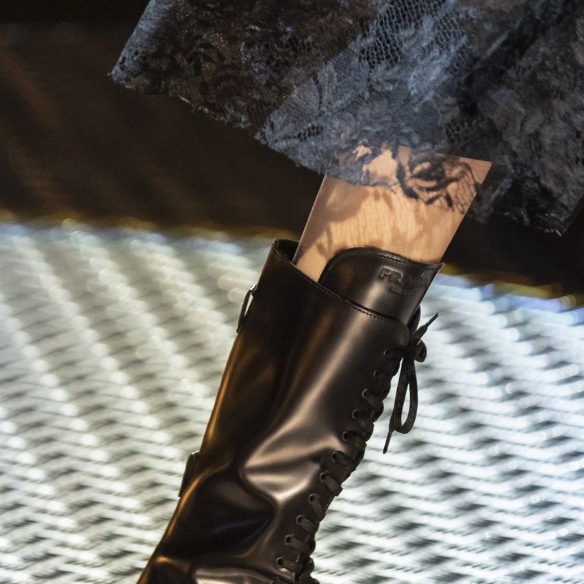 Lace Detail: Boots and Delicate Fabric — Combat Boots Outfits