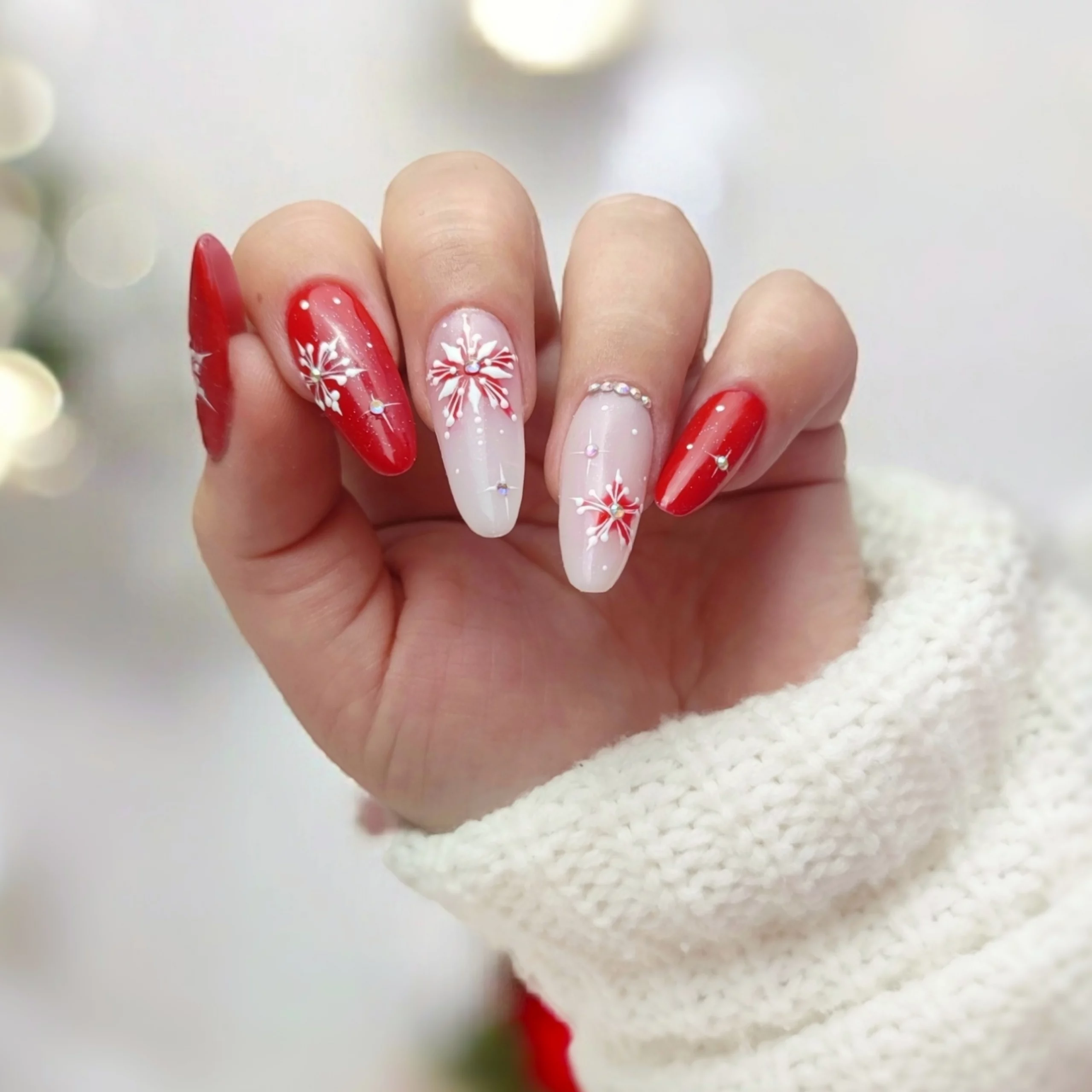 Winter Holiday Visual Idea — Baddie Winter Nails