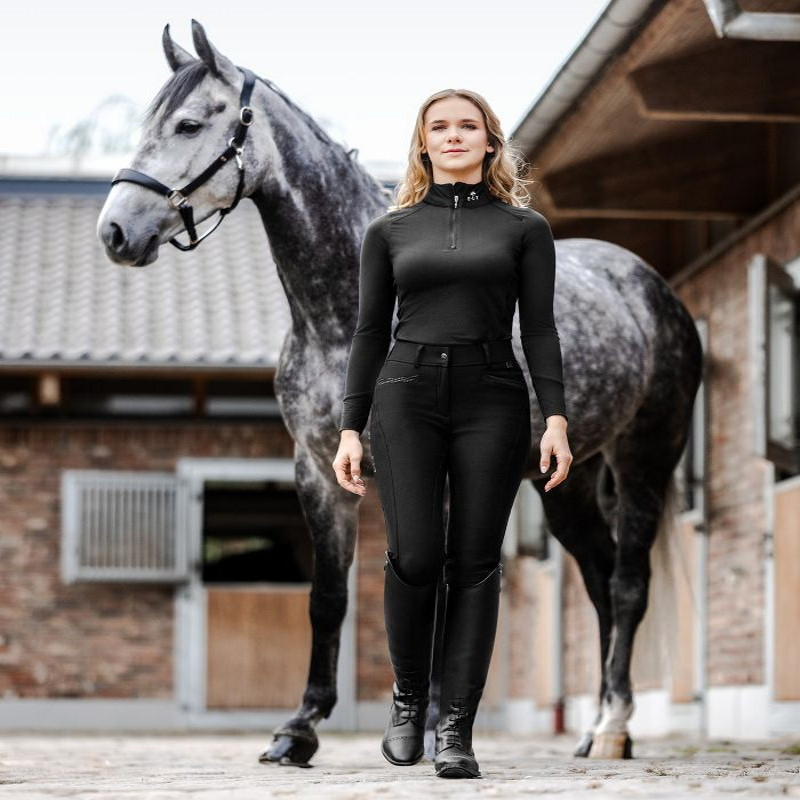 Monochromatic Equestrian: All-Black Riding Ensemble Monochromatic Equestrian: All-Black Riding Ensemble β Riding Boots Outfits
