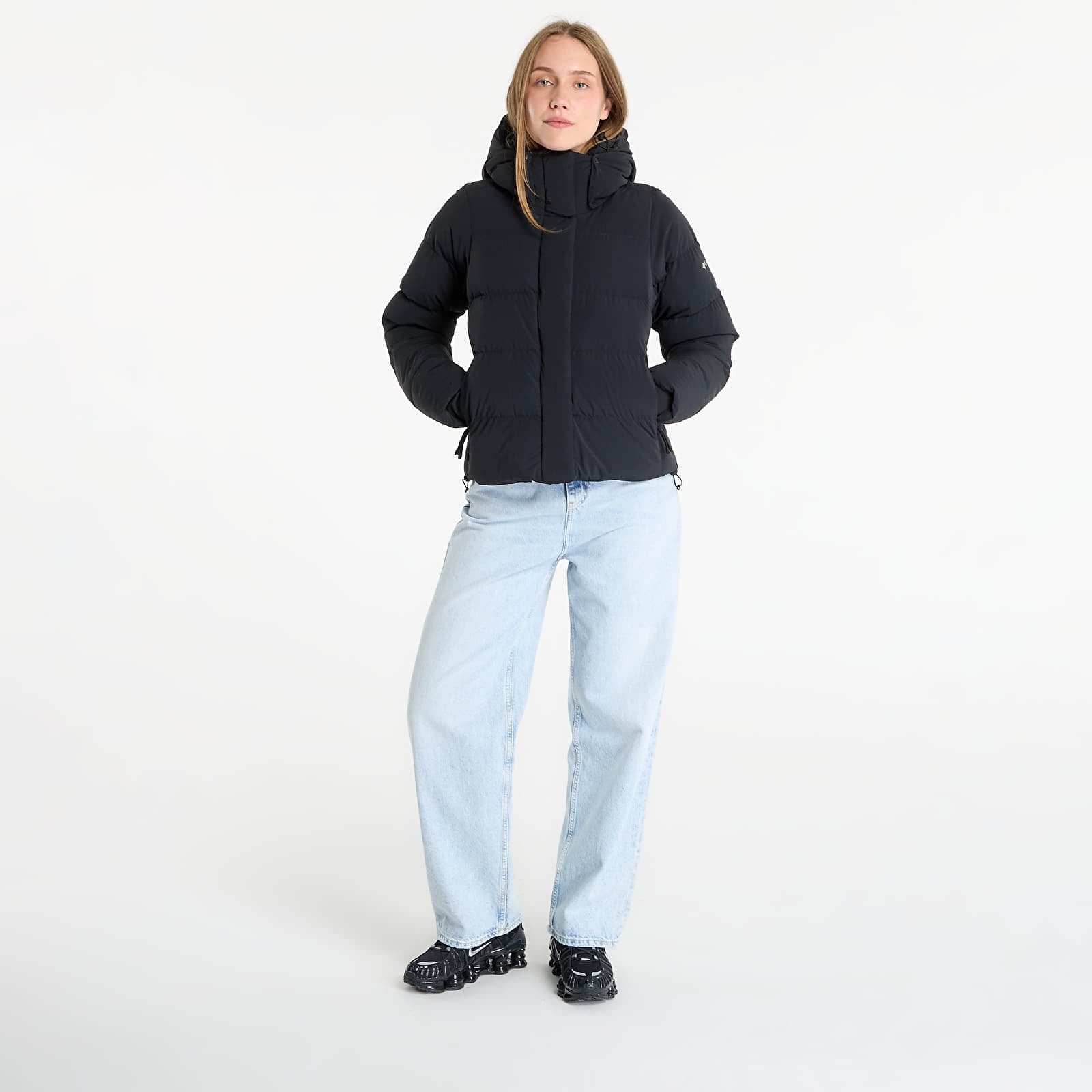 Black Puffer Jacket with Relaxed Jeans and Chunky Shoes Black Puffer Jacket with Relaxed Jeans and Chunky Shoes β Baddie Winter Outfits