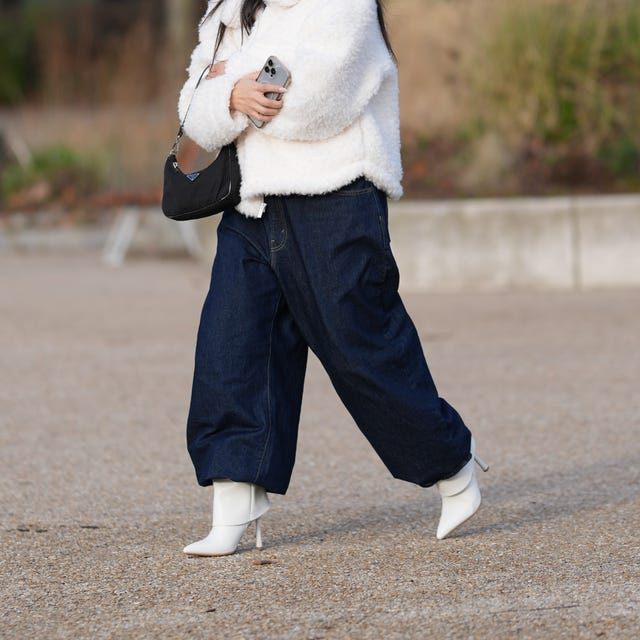 Cozy Texture: White Teddy Jacket with Dark Wide Leg Jeans — Winter Outfits with Wide Leg Jeans
