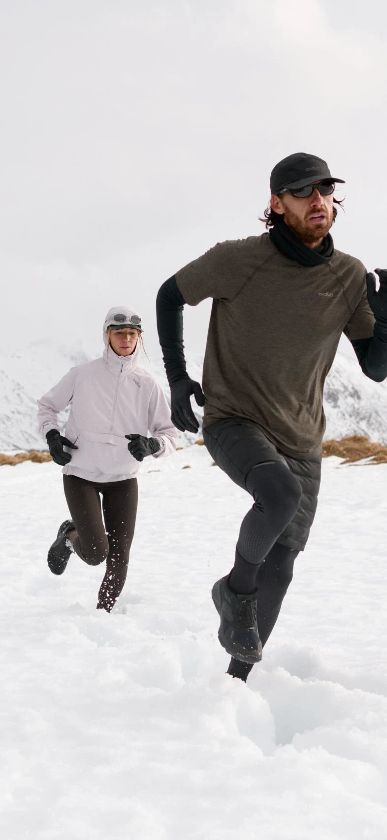 Light Pink Jacket for Snowy Runs — Winter Workout Outfits