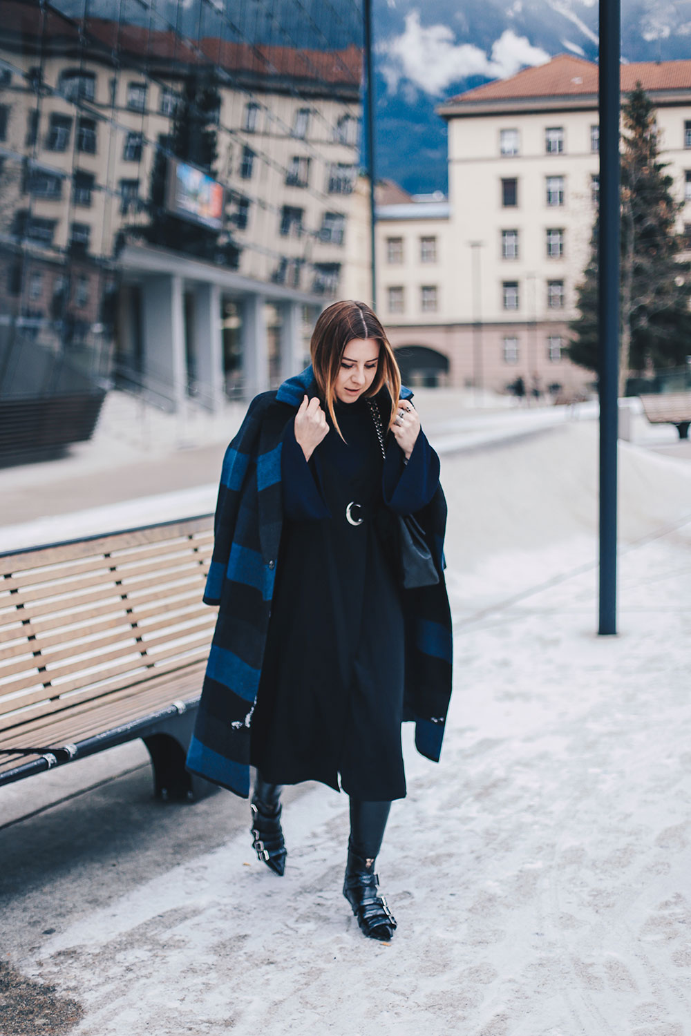 Black Midi Dress with Striped Oversized Coat and Buckle Boots Black Midi Dress with Striped Oversized Coat and Buckle Boots β Winter Dress Outfits