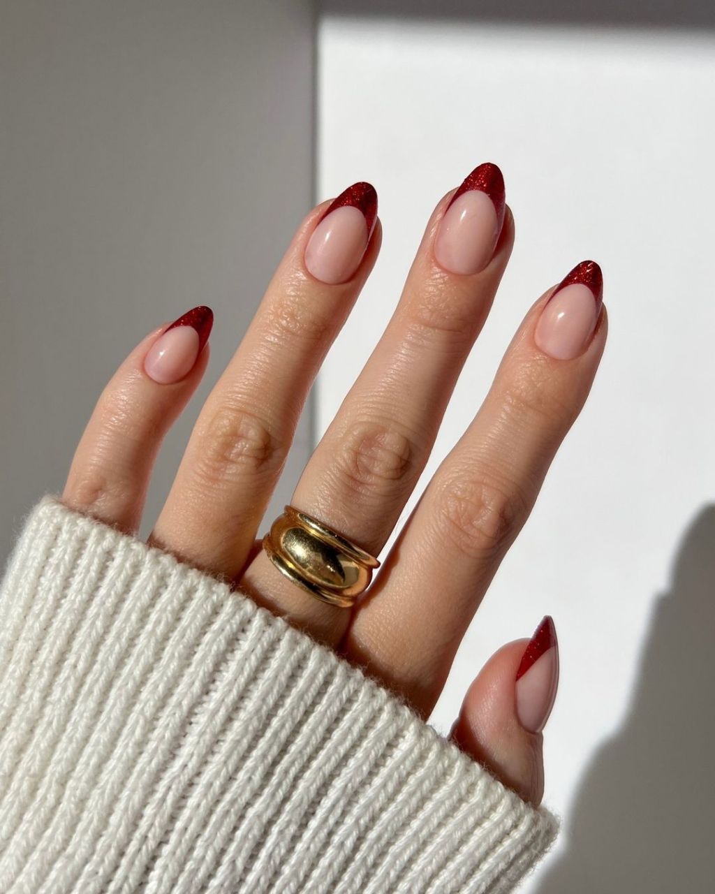 Glossy Base High Glitter Density On Tips Visual Idea Glossy Base High Glitter Density On Tips Visual Idea β Red and Gold Christmas Nails 2026