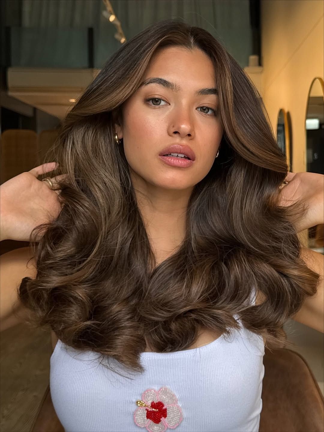 Mid-Back Dark Brown With Caramel Highlights Mid-Back Dark Brown With Caramel Highlights β Winter Hair Colors for Women Over 40