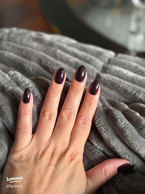 Medium Oval Deep Red Brown Gloss Medium Oval Deep Red Brown Gloss β Black Cherry Nails