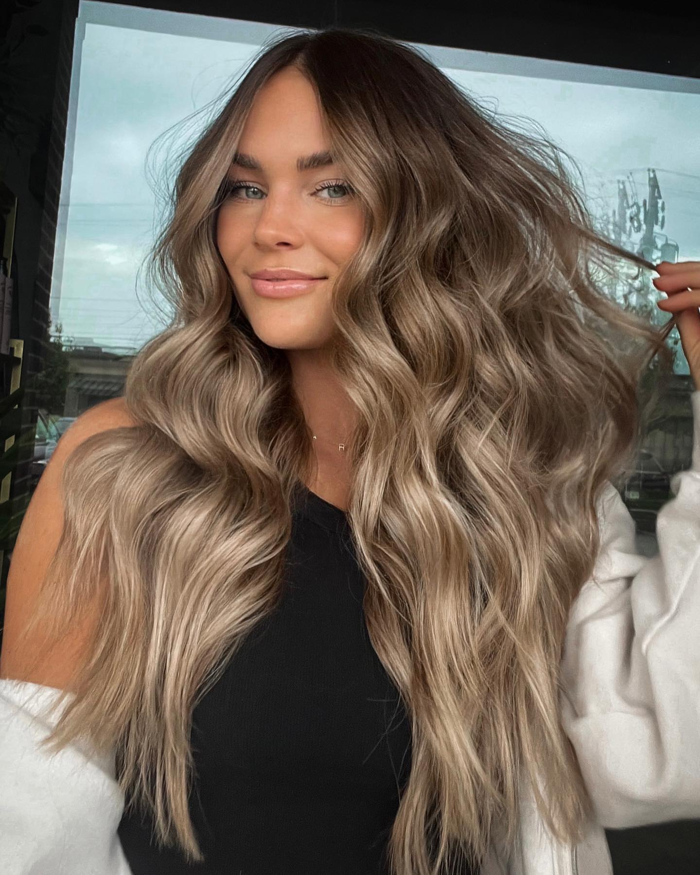 Dark Blonde With Caramel Highlights Dark Blonde With Caramel Highlights β Winter Hair Colors for Blue Eyes