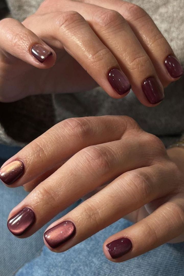 Deep Plum Magnetic Cat-Eye Shimmer Deep Plum Magnetic Cat-Eye Shimmer β Classy Short Winter Nails
