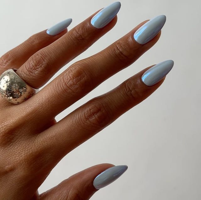 Icy Blue Chrome Stiletto Nails Icy Blue Chrome Stiletto Nails β Winter Chrome Nails