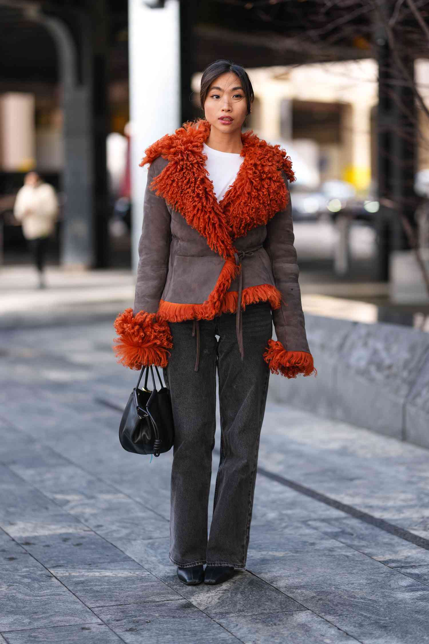 Shearling Trim Jacket with Dark Wash Jeans Shearling Trim Jacket with Dark Wash Jeans β Winter Concert Outfits