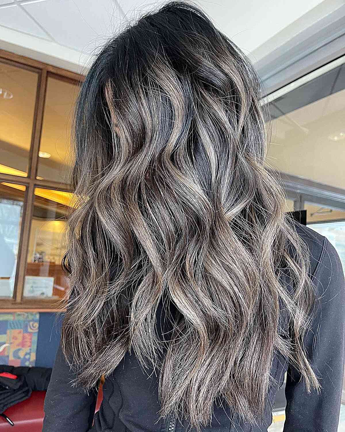 Mid-Back Waves With Seamless Blend Mid-Back Waves With Seamless Blend β Mushroom Brown Hair