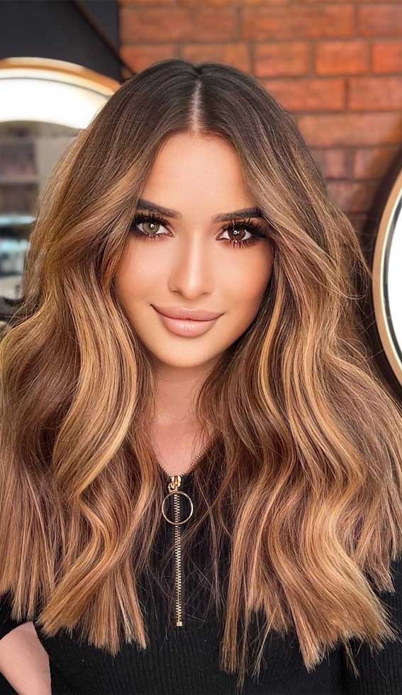 Medium Brown Lob With Caramel Highlights — Cute Winter Hairstyles