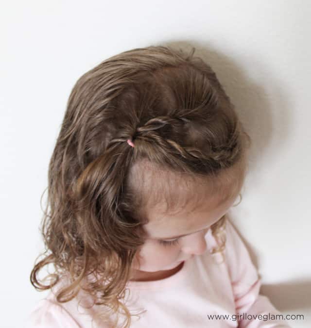 Side Ponytail With Single Braid Side Ponytail With Single Braid β Winter Hairstyles for Kids