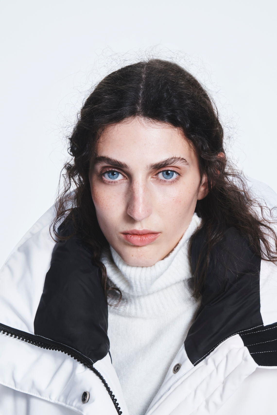 Fitted White and Black Puffer Jacket with Contrasting Panels for a High-Fashion Edge — Winter Jackets for Women
