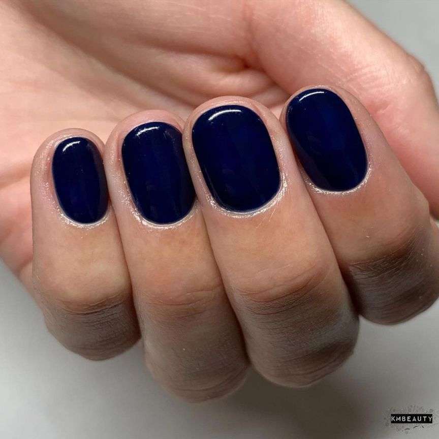 Uniform Glossy Dark Navy Ovals — Navy Blue Nails