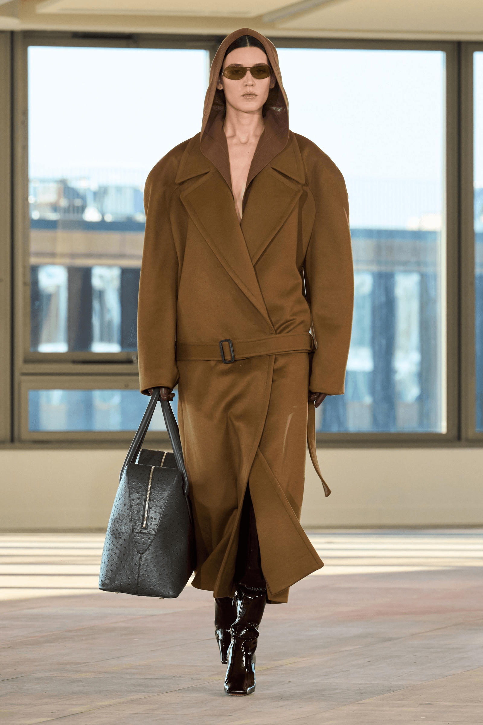 Oversized Belted Brown Hooded Coat — Brown Coat Outfits