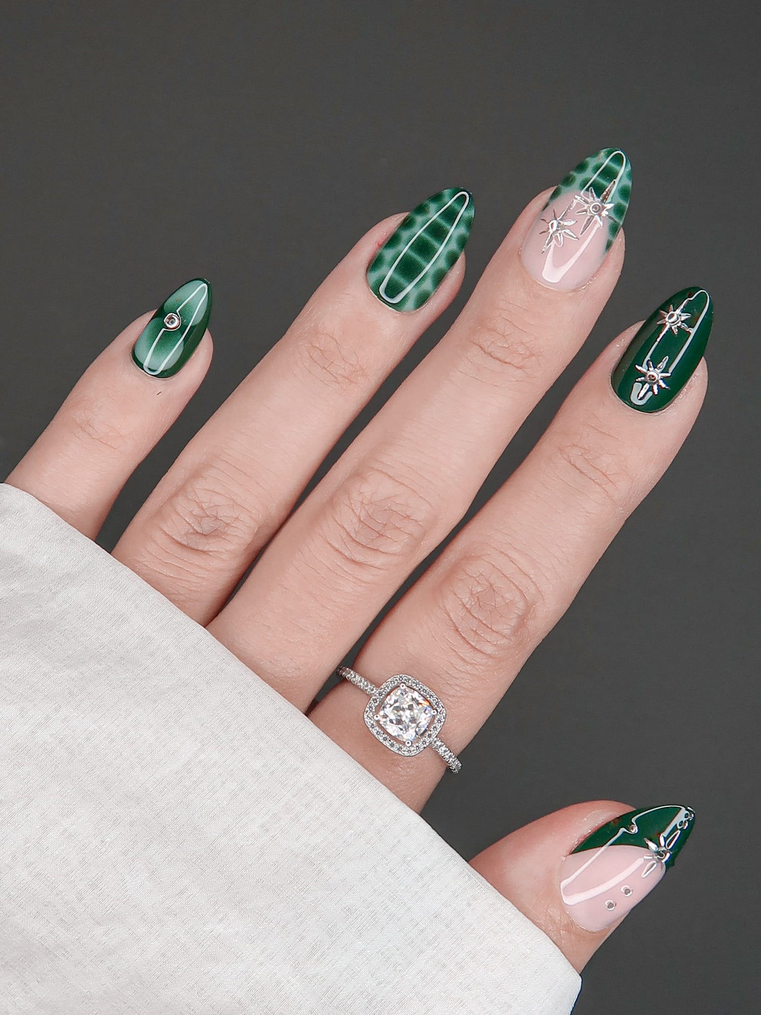 Lime Green Gradient Stiletto Nails Lime Green Gradient Stiletto Nails β Winter Green Nails