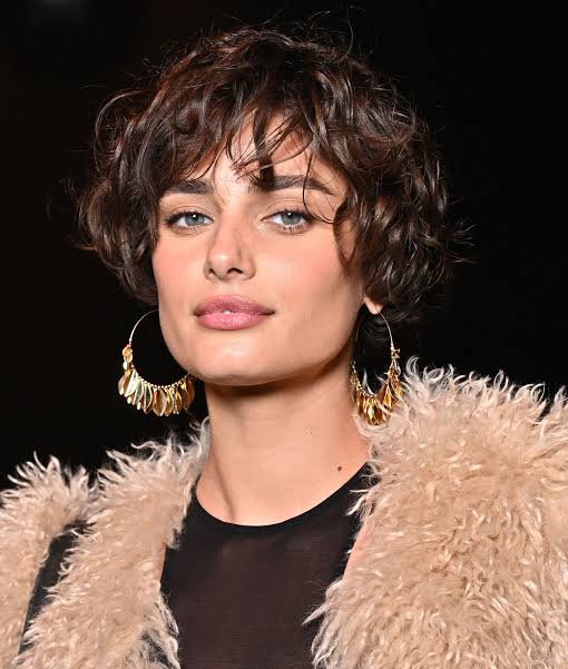 Dark Brown Visual Idea — Short Winter Haircuts