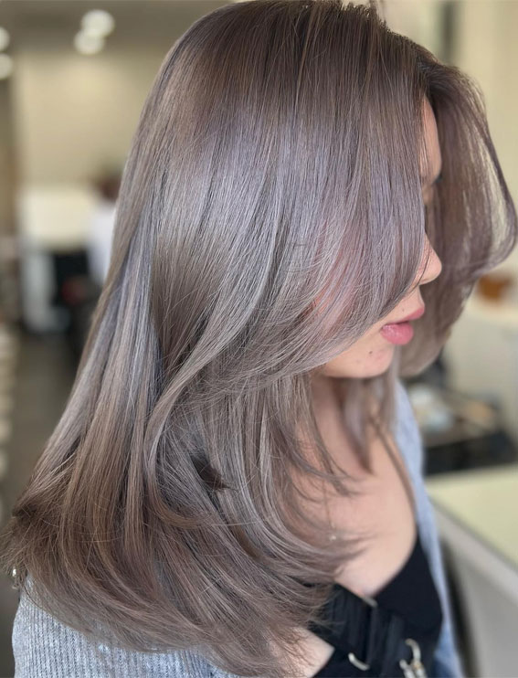 Collarbone Mushroom Blonde With Dark Lowlights Collarbone Mushroom Blonde With Dark Lowlights β Lowlights for Blonde Hair