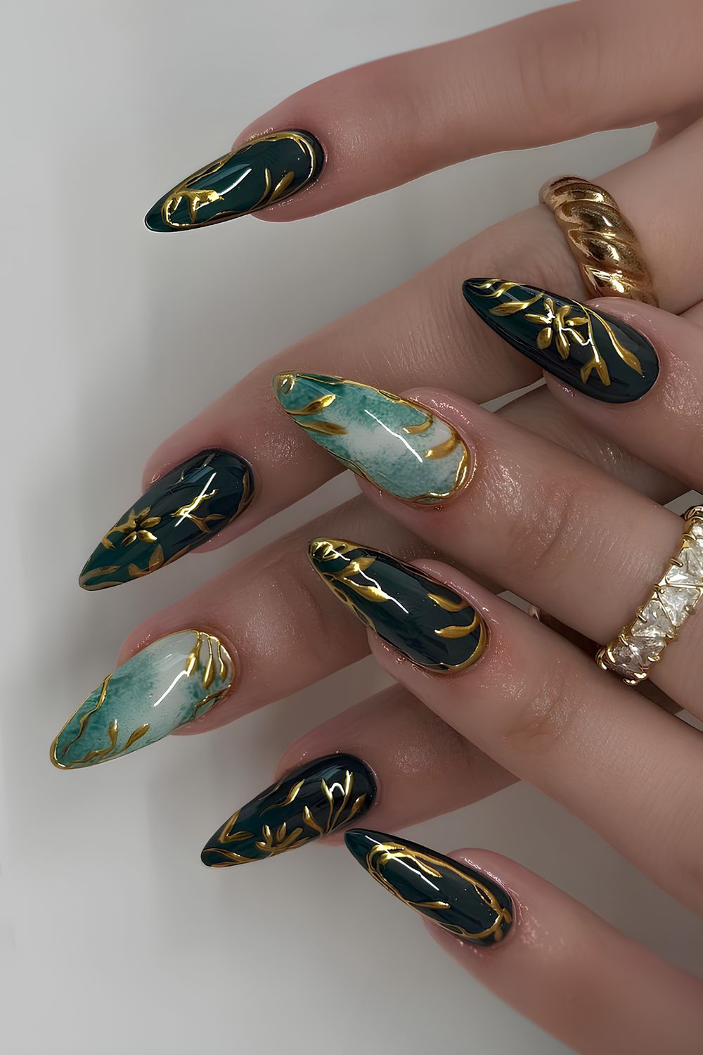 Long Stiletto Green Gold Foil Marble Long Stiletto Green Gold Foil Marble β Emerald Green Nails
