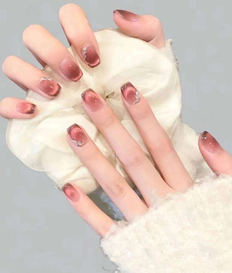 Pink to Burgundy Glitter Gradient Squares — Winter Acrylic Nail Colors