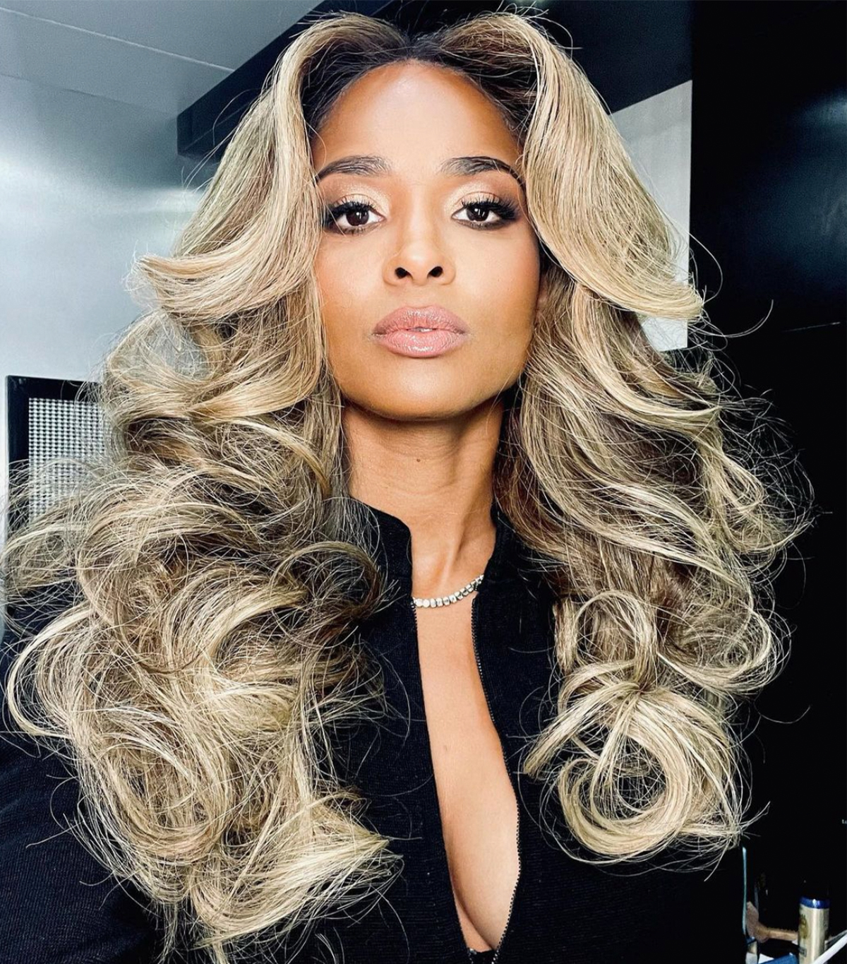 Dark Blonde With Ash Blonde Voluminous Curls — Winter Highlights