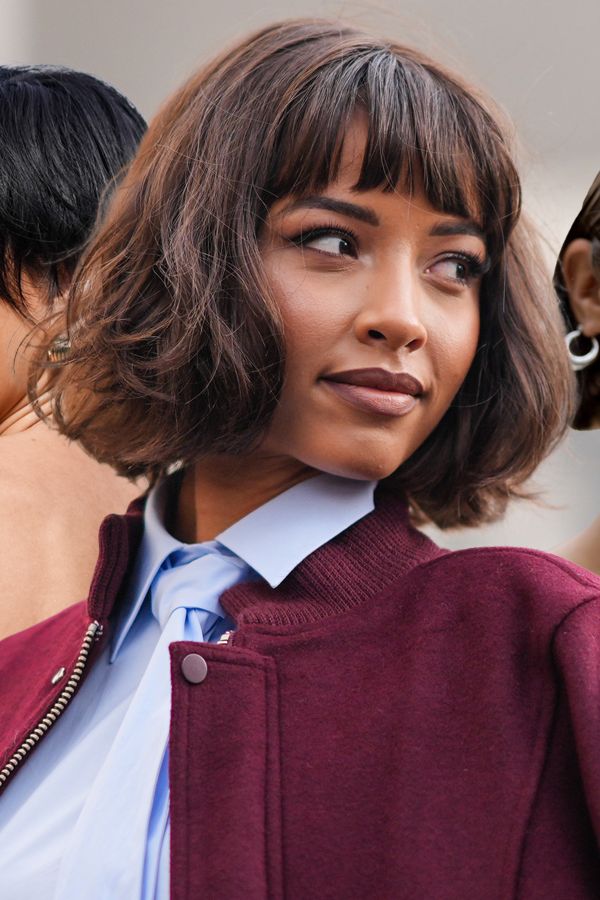 Chin-Length Bob With Blunt Bangs Chin-Length Bob With Blunt Bangs β Winter Natural Hairstyles