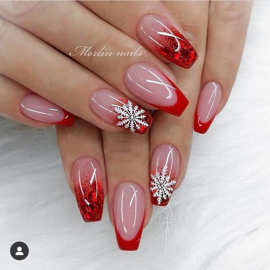 Long Coffin Nails with 3D White Snowflakes and Red Glitter Long Coffin Nails with 3D White Snowflakes and Red Glitter β Snowflake Nails