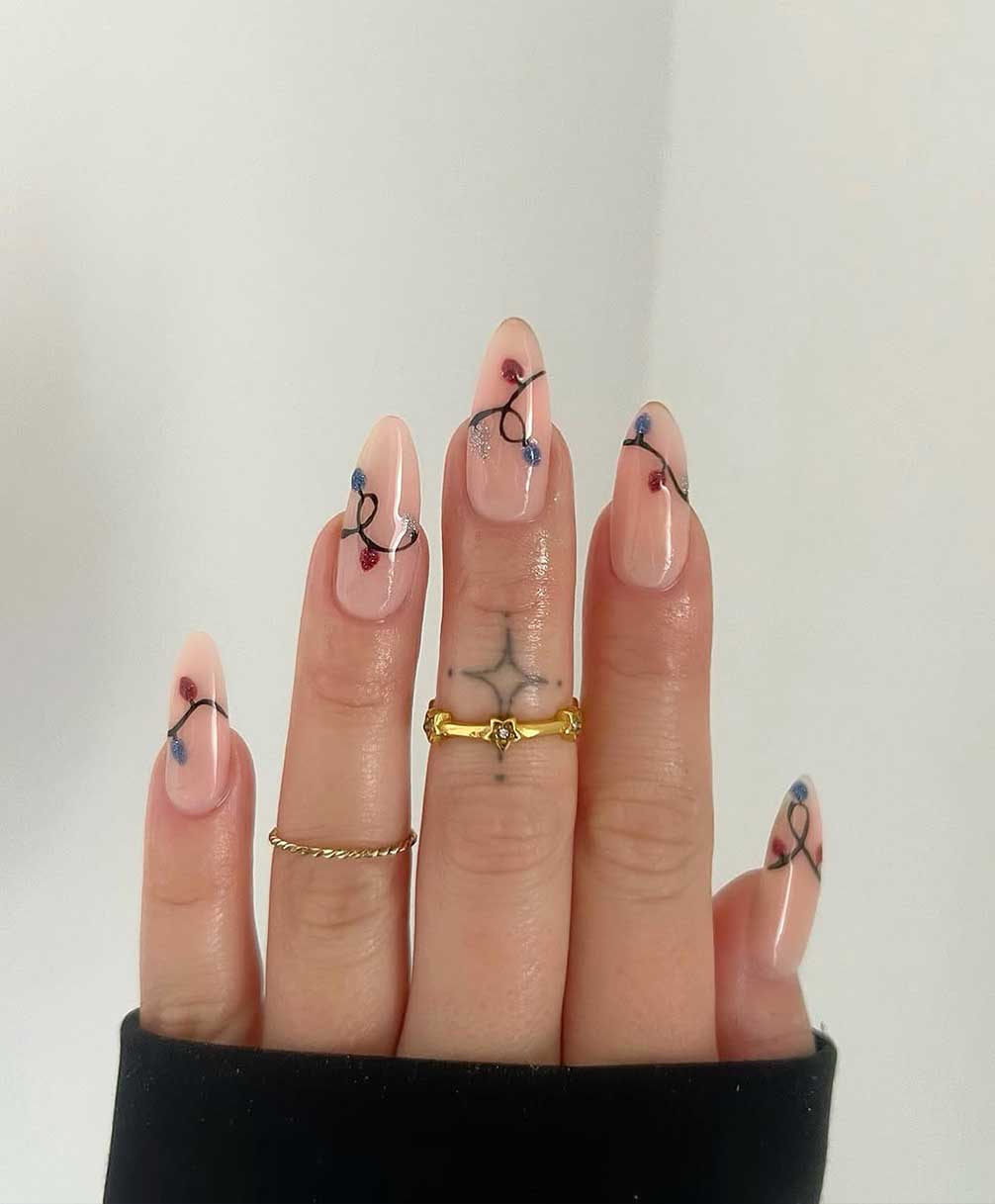 One Hand Close-Up Visual Idea — Minimalist Christmas Nails 2026