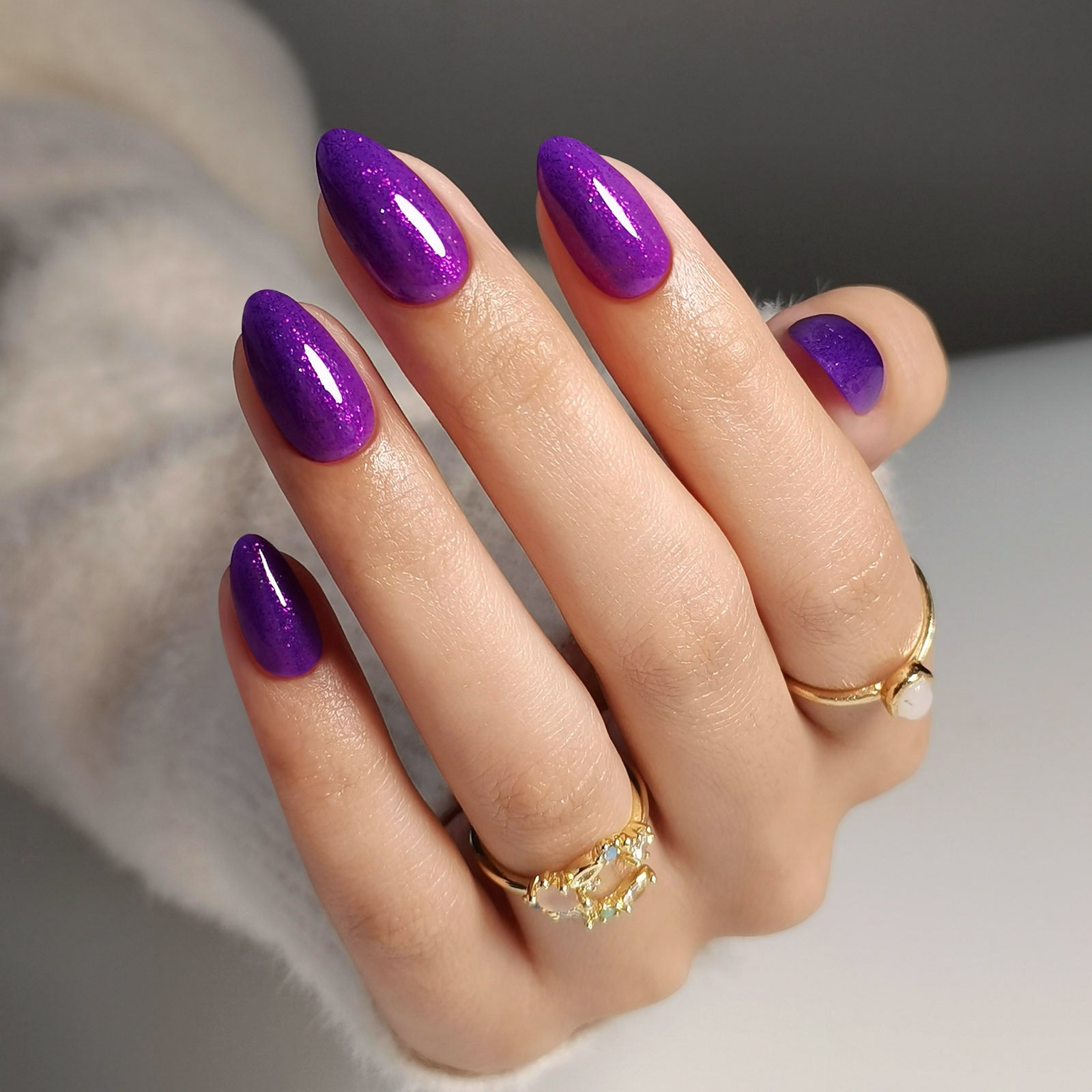 Shimmer Glitter Visual Idea — New Years Press On Nails 2027