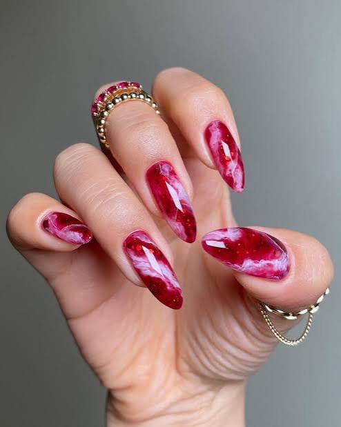 Deep Red Marble on Medium Stiletto Nails — Winter Marble Nails