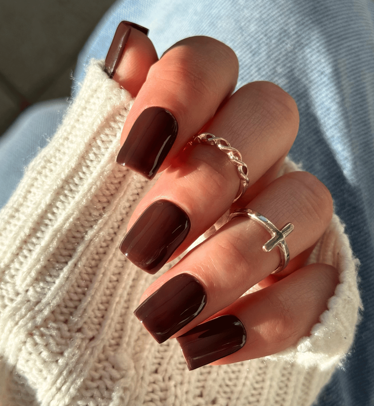Deep Chocolate Brown Glossy Nails Deep Chocolate Brown Glossy Nails β Short Winter Square Nails