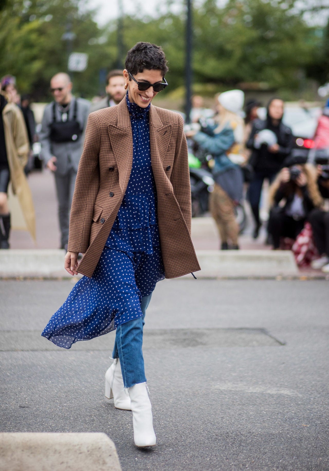 Chic Daytime Look: White Ankle Boots with Polka Dot Dress and Blazer — Winter Boots Outfits