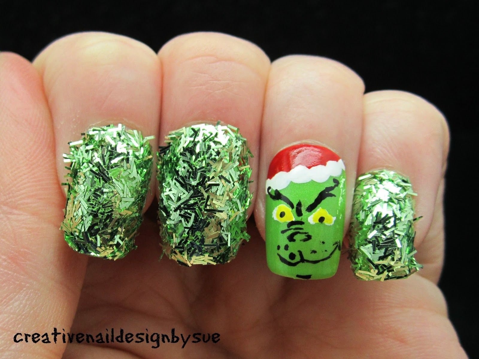 Visual Idea β The Index Grinch Nails 2026