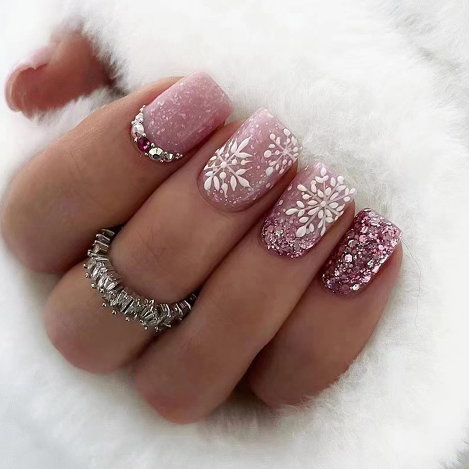 Clean Execution Visual Idea Clean Execution Visual Idea β Short Christmas Square Nails 2026