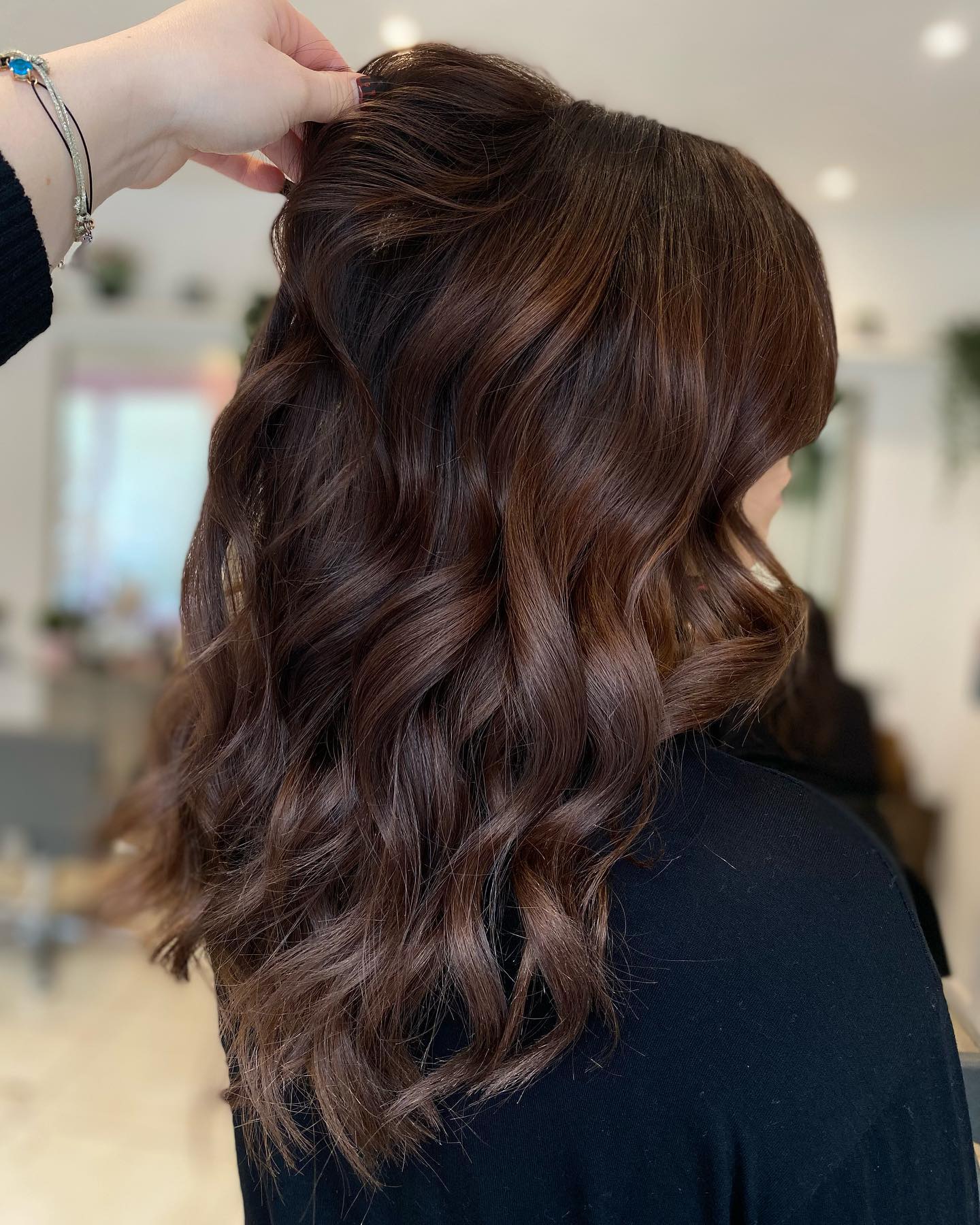 Long Layers Chestnut Brown With Golden Highlights — Winter Hair Colors for Brown Eyes