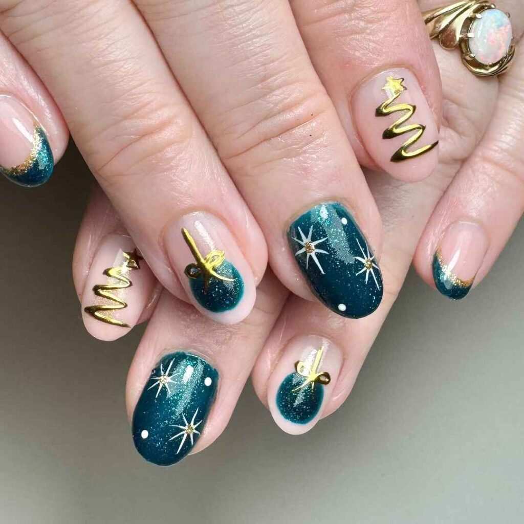 Short Oval Teal with Gold Christmas Tree Embellishments — Green Christmas Nails 2026