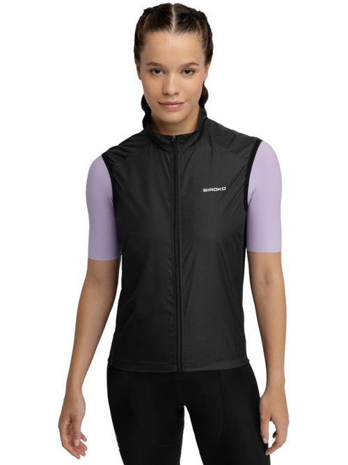Light Purple Sleeves with Black Vest — Winter Workout Outfits