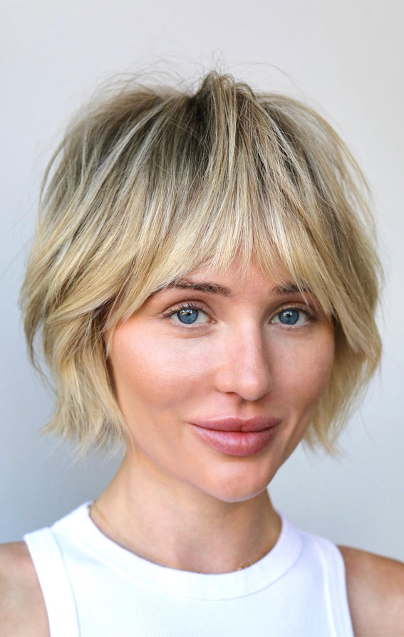 Blonde Bob With Shadow Root and Blunt Bangs — Short Winter Haircuts