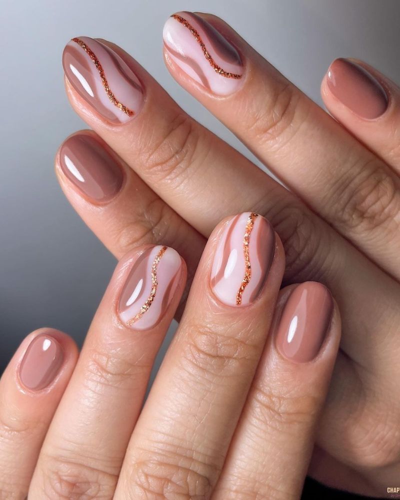 Nude Pink Marble with Rose Gold Glitter Nude Pink Marble with Rose Gold Glitter β Classy Short Winter Nails