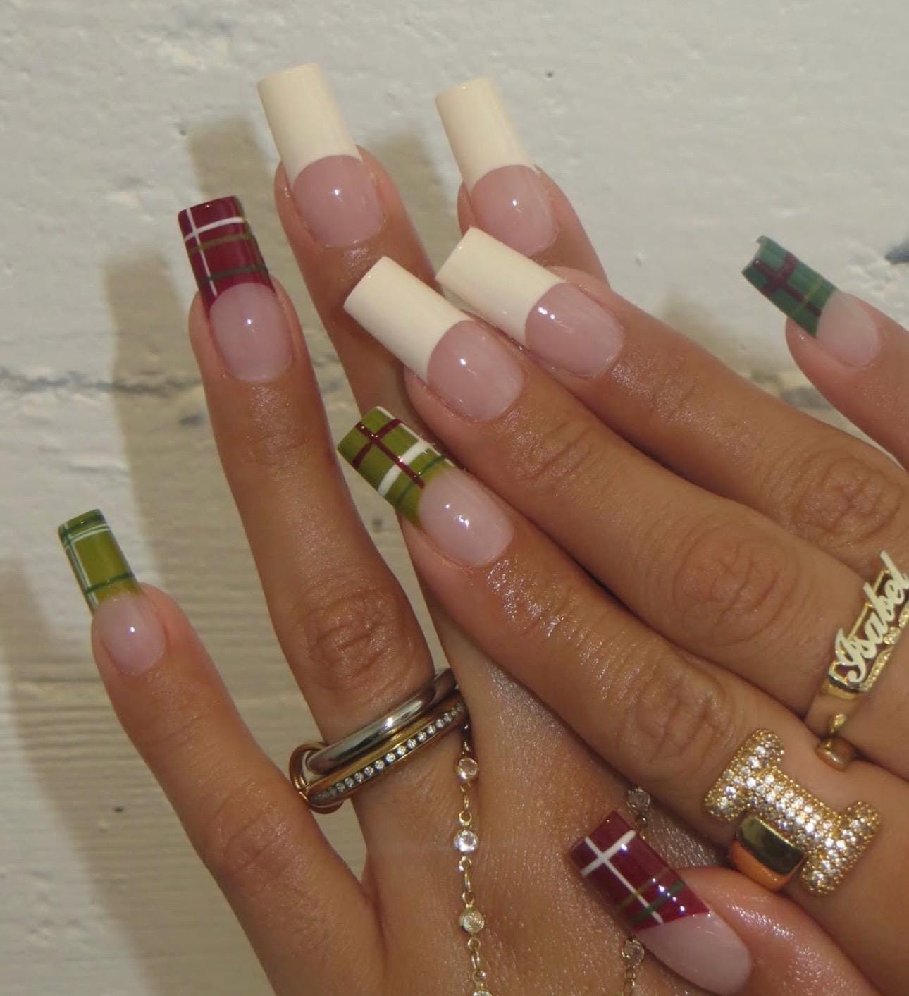 Plaid Pattern On Tips Visual Idea Plaid Pattern On Tips Visual Idea β Christmas Square Nails 2026