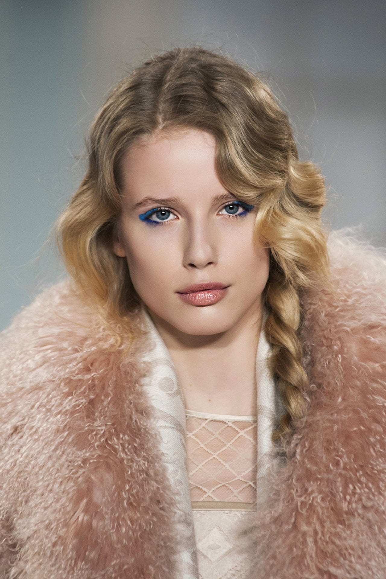 Side Visual Idea — Winter Wedding Hairstyles