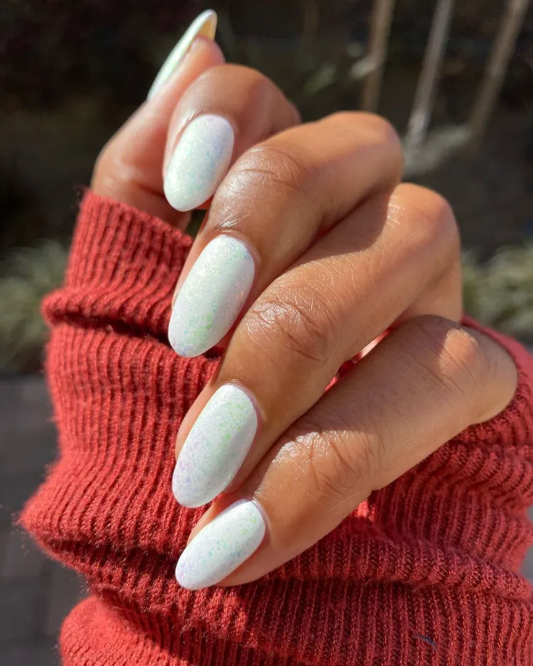 All-Over Glitter Visual Idea — Winter Gel Nail Colors