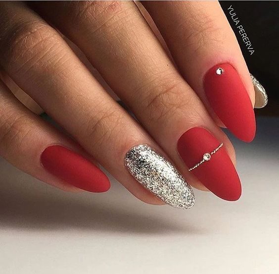 Festive Holiday Visual Idea Festive Holiday Visual Idea β New Years Nail Colors 2027